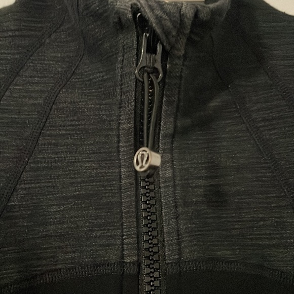Lululemon jacket - Picture 2 of 4